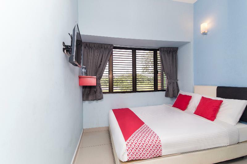 Oyo 220 Hotel Sri Maluri Куала Лумпур Екстериор снимка